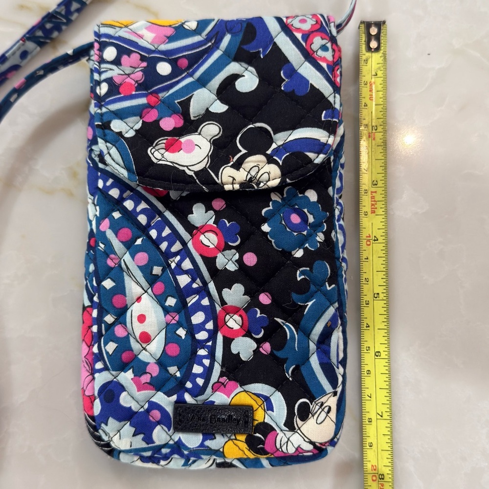 Vera Bradley Disney Mickey Mouse Zip Paisley Carson Cellphone Crossbody Bag - Picture 2 of 9